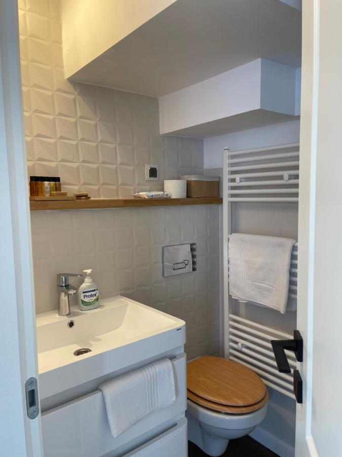 Upon Boutique Apartment ซินายา ภายนอก รูปภาพ