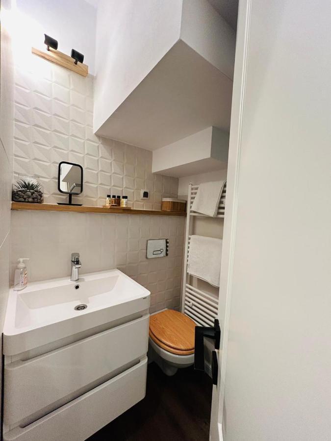 Upon Boutique Apartment ซินายา ภายนอก รูปภาพ