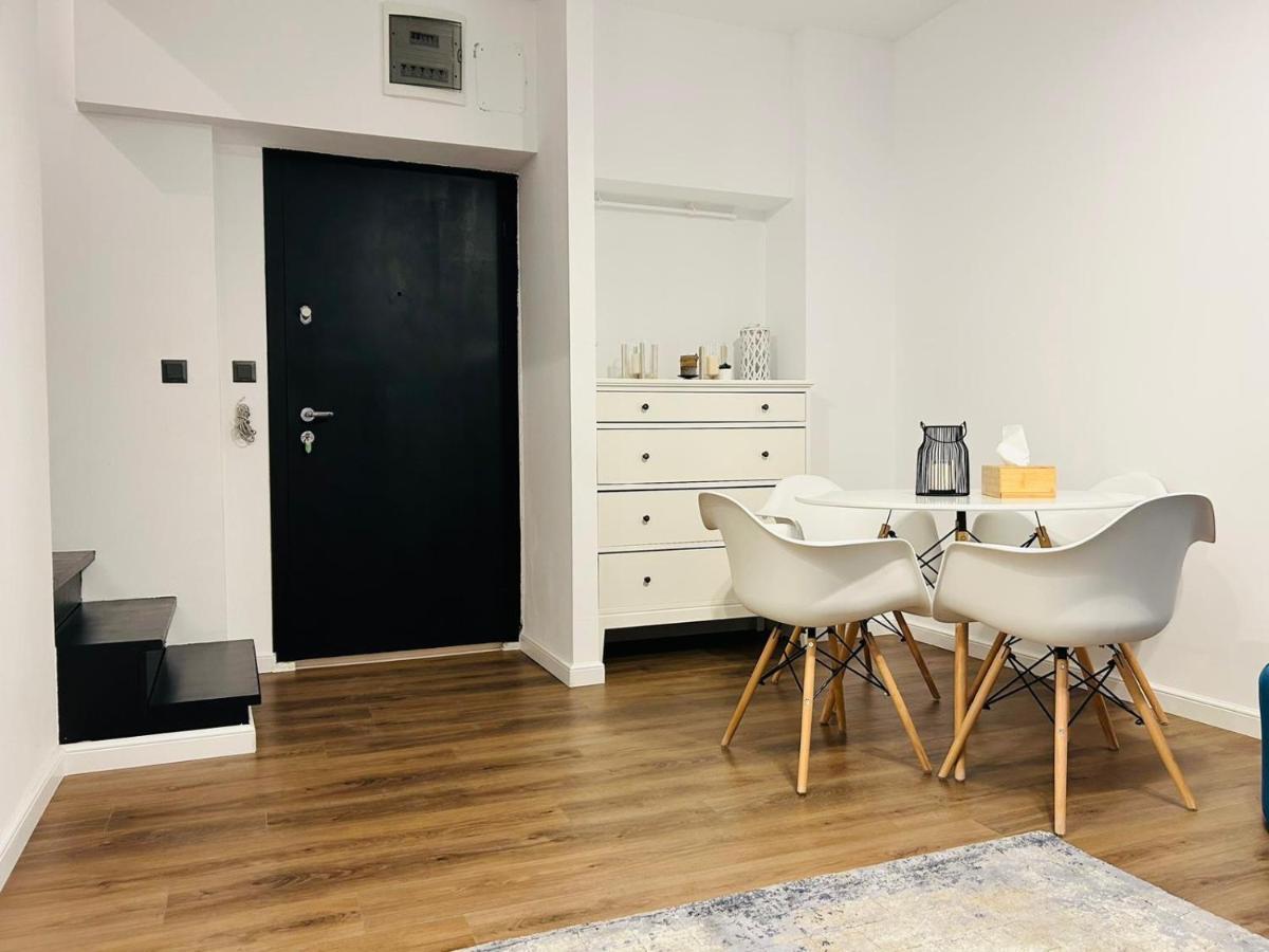 Upon Boutique Apartment ซินายา ภายนอก รูปภาพ